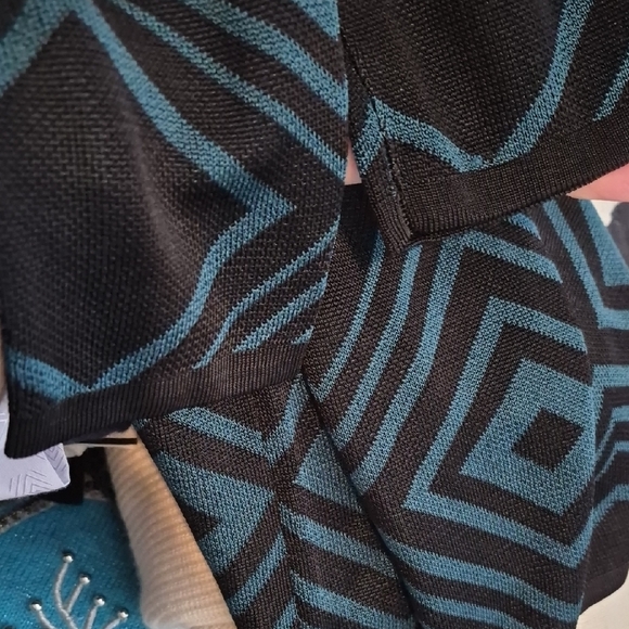 Trina Turk Black and Teal Geometric Long Sleeve Dress - Picture 6 of 6